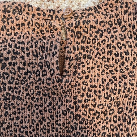 BABY GAP 6-12 mos LEOPARD MATCHING SET 100% cotton - Picture 6 of 6